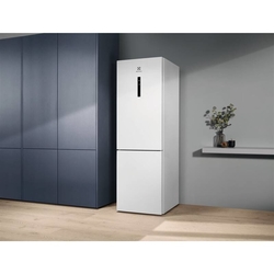 Electrolux LNC7ME32W3